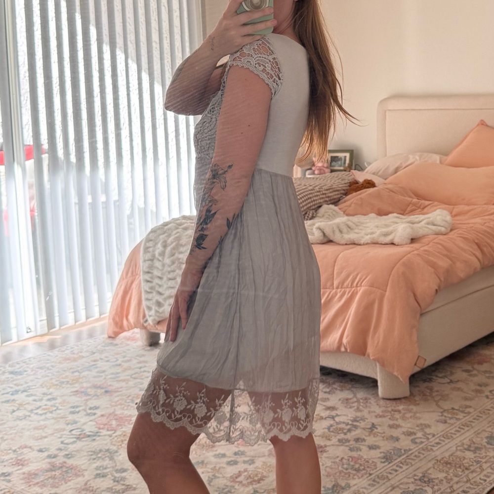 Piazza Roma 100% Silk Lace-Trim Grey Cocktail Midi Dress - Picture 2 of 4